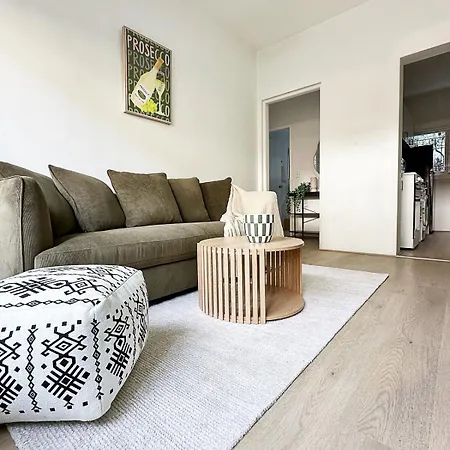La Pague - Near Cbd - Parking - 2 Bedroom Retreat Apartment Brisbane