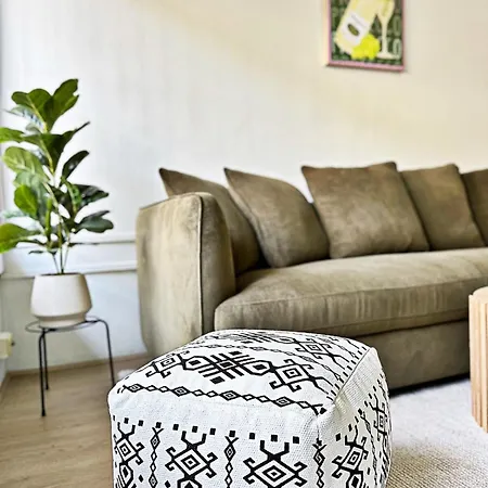 La Pague - Near Cbd - Parking - 2 Bedroom Retreat Apartment Brisbane