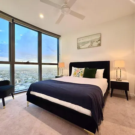 Luxury Casino Skyrise Haven 1bdr Apartment