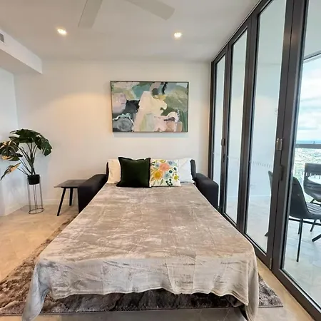 Luxury Casino Skyrise Haven 1bdr Apartment Brisbane