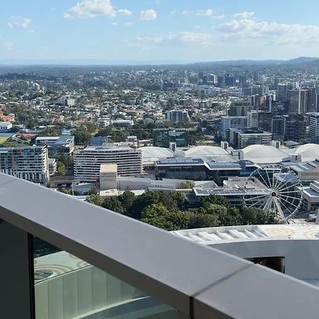 Apartment Serene 1bed Sofa Bed With Pool & River Views At Qwr *