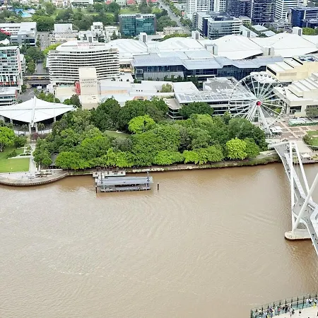 Chic 1 Bed And Sofa Bed With Views And Pool At Qwr Apartment Brisbane