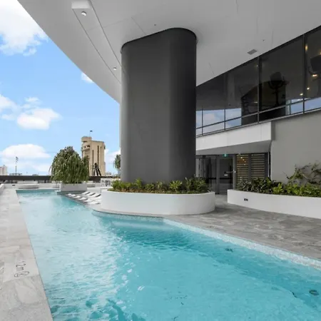 Citybeach At Queens Wharf With Spectacular Views Includes Parking Apartment Brisbane