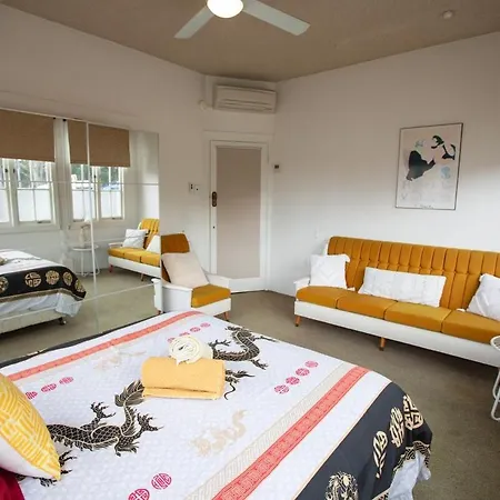 Apartment The Carrington Manor