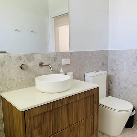 Holiday home Peaceful Cottage-style - Walk To Boondall Station - 12 Mins To Airport! Brisbane