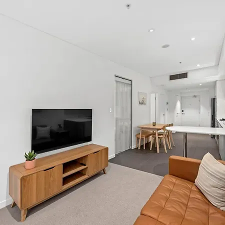 Skytower Apartment *