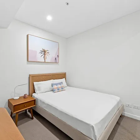 Skytower Apartment