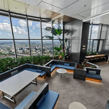 Apartment Skytower