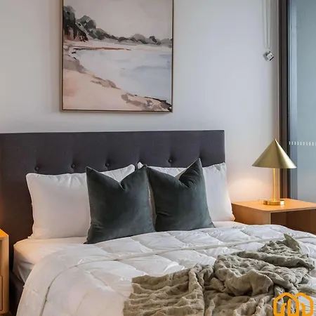 Apartment Luxe Escape At Qwr Pool Casino River Views *