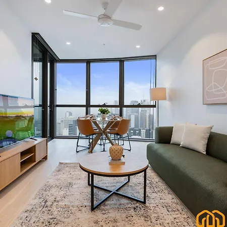 Apartment Luxe Escape At Qwr Pool Casino River Views
