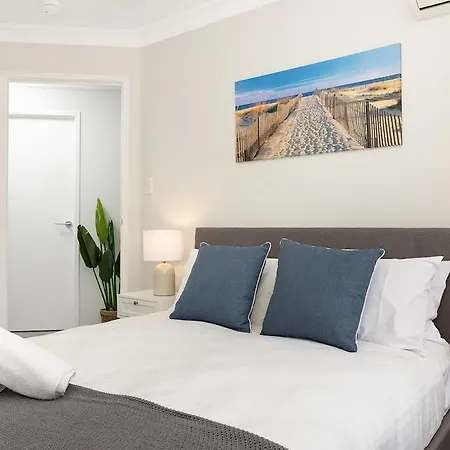 Newly Finished With Modern Fittings And Open Spaces Brisbane