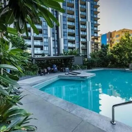1bed - Valley Fringe - Free Parking * Brisbane