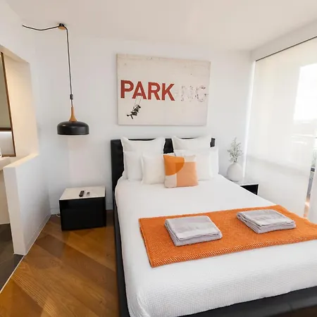 Luxury 2br - Skyline Views - Free Parking * Brisbane