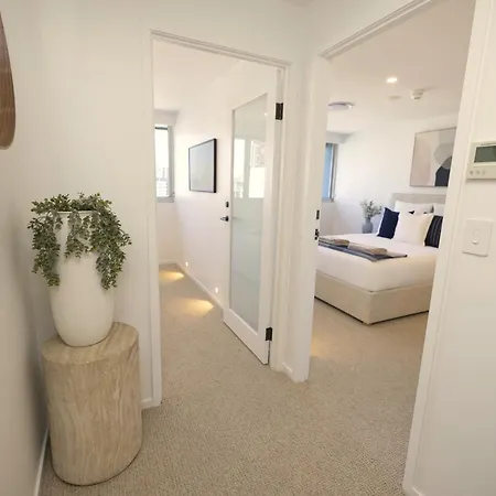 Luxury 3br- Skyhome Penthouse- Free Parking Brisbane