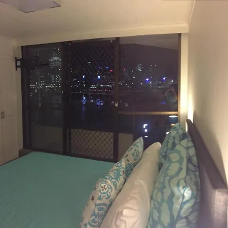 Southbank Luxury Pad- New List * Brisbane
