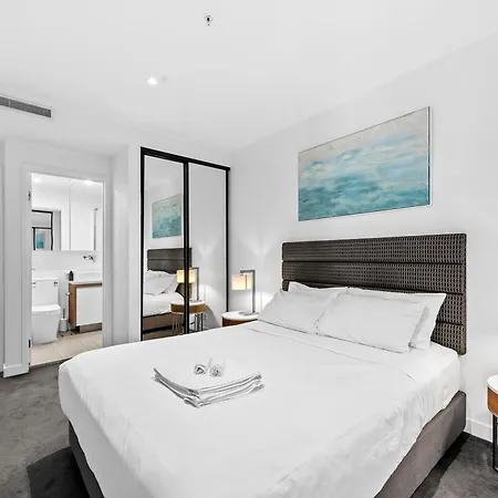 Apartment Stylish 2br With Huge Gym, Infinity Pool And Parking *