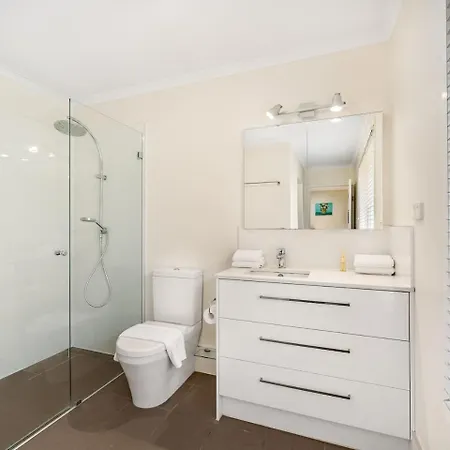 Holiday home 1min To Mall 3beds Family Retreat At Sunnybank *