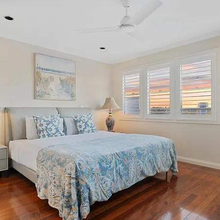 Holiday home A/c Throughout In Brisbane's Trendiest Suburb Brisbane