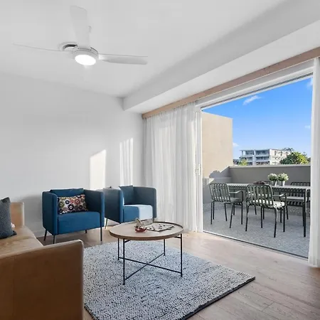 2 Bed Close To Wesley Hospital & Suncorp Stadium Brisbane