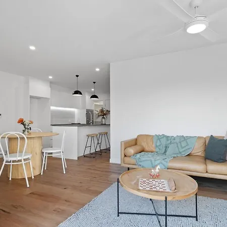 Apartment 2 Bed Close To Wesley Hospital & Suncorp Stadium Brisbane