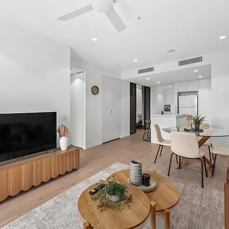 Queens Wharf - Luxe 2br With Stunning Views And Pool Apartment Brisbane