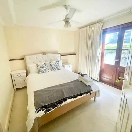 Guest house Kent Street Retreat Brisbane