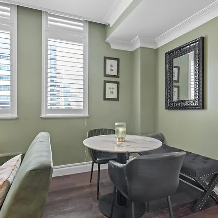 Apartment Historic 2br In Center - Walk To Everything! Brisbane
