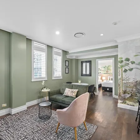 Historic 2br In Center - Walk To Everything! *
