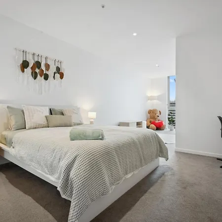 Apartment Boho Retreat - Walk To Gabba Stadium - Free Parking