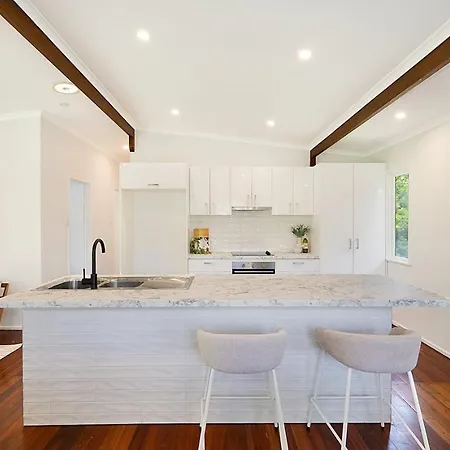 Holiday home Family In Leafy Indooroopilly
