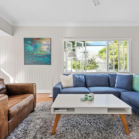 Charming Short Distance To Cbd With Parking Apartment Brisbane