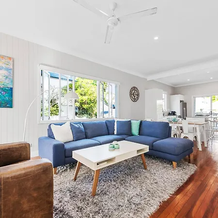 Charming Short Distance To Cbd With Parking * Brisbane