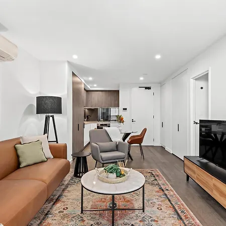 Stylish And Modern Valley Pad With Rooftop Pool And Wifi * Brisbane