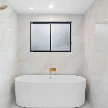 Modern Comfort Inner Holiday home