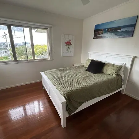 Apartment Hill 2-bedroom With Charming View Brisbane
