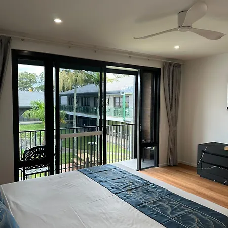 Oxley Motor Motel 4*