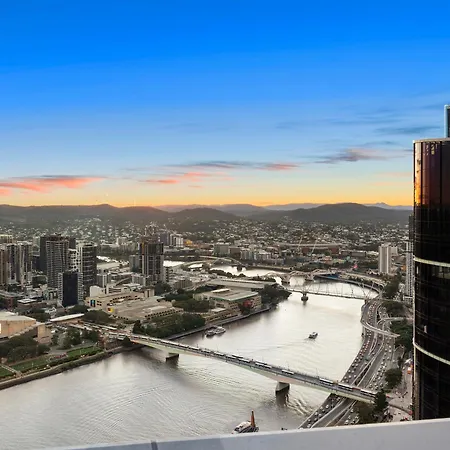 Aparthotel Avani Living Queen's Wharf Residences 5*