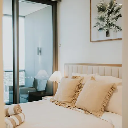Apartment Queen's Wharf Residences - 44f