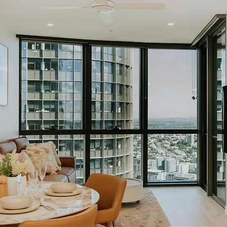 Queen's Wharf Residences - 44f *