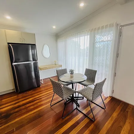 Holiday home Peaceful Cottage-style - Walk To Boondall Station - 12 Mins To Airport! Brisbane
