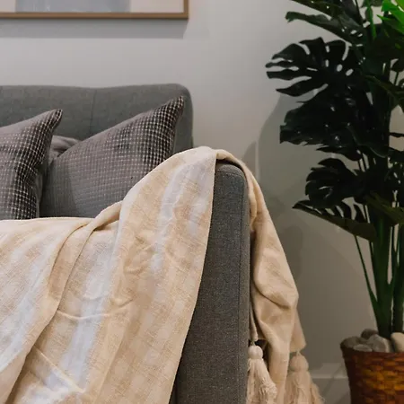 Sky Living & River Views In Queens Wharf Residences *
