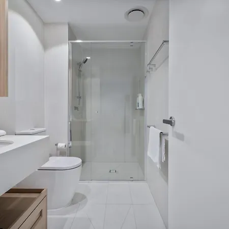 Apartment Sky Living & River Views In Queens Wharf Residences Brisbane