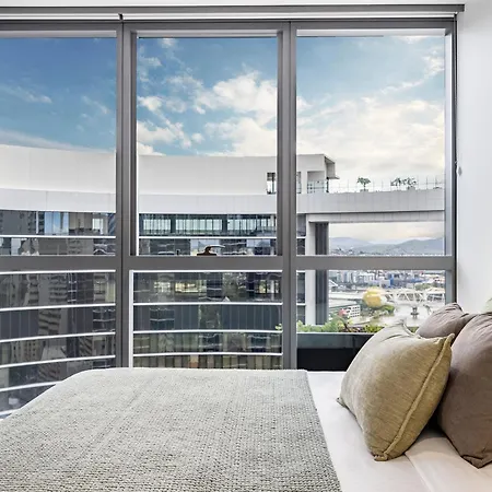 Apartment Sky Living & River Views In Queens Wharf Residences *