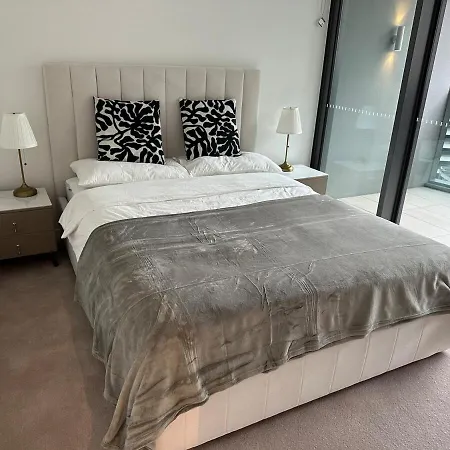 Queens Wharf One Bedroom