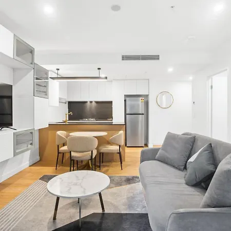 One Bedroom Near Theatres Galleries * Brisbane