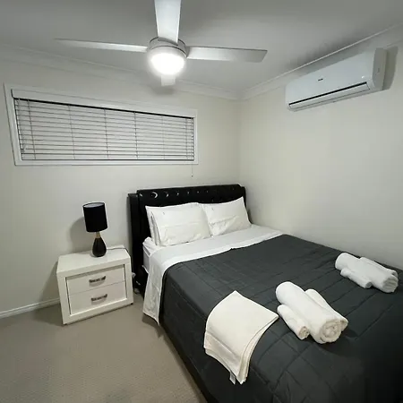 Happy Haven At Eight Mile Holiday home