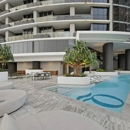 Luxurious 2 Bed With Pool Sauna And Gym * Brisbane