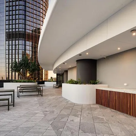 Queens Wharf Diamond Level 60, Sleep 5, 1 Carpark Apartment