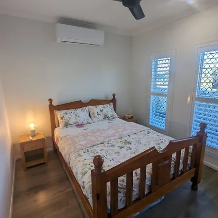 Immaculate Entire House In Chermside West 2-beds *