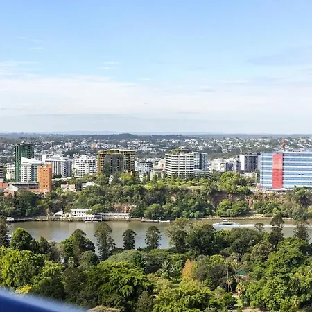 Apartment New Luxe 2br Queens Wharf *